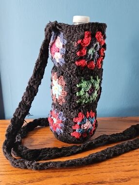 Women's Black Crochet Bottle Holder Bag with Multicolor Granny Squares